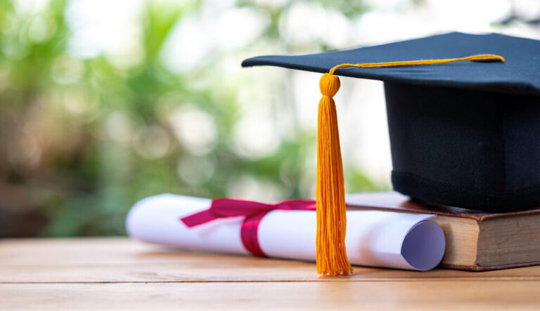 Announcement for faculty members applying to the 52nd session (May 2025) of the National University Committee